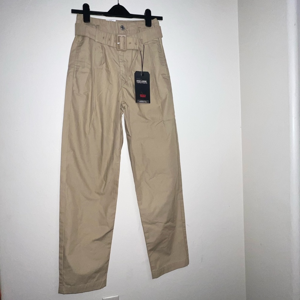 Levi's Women's Khaki High‎ Loose Tapper Pants 24x30